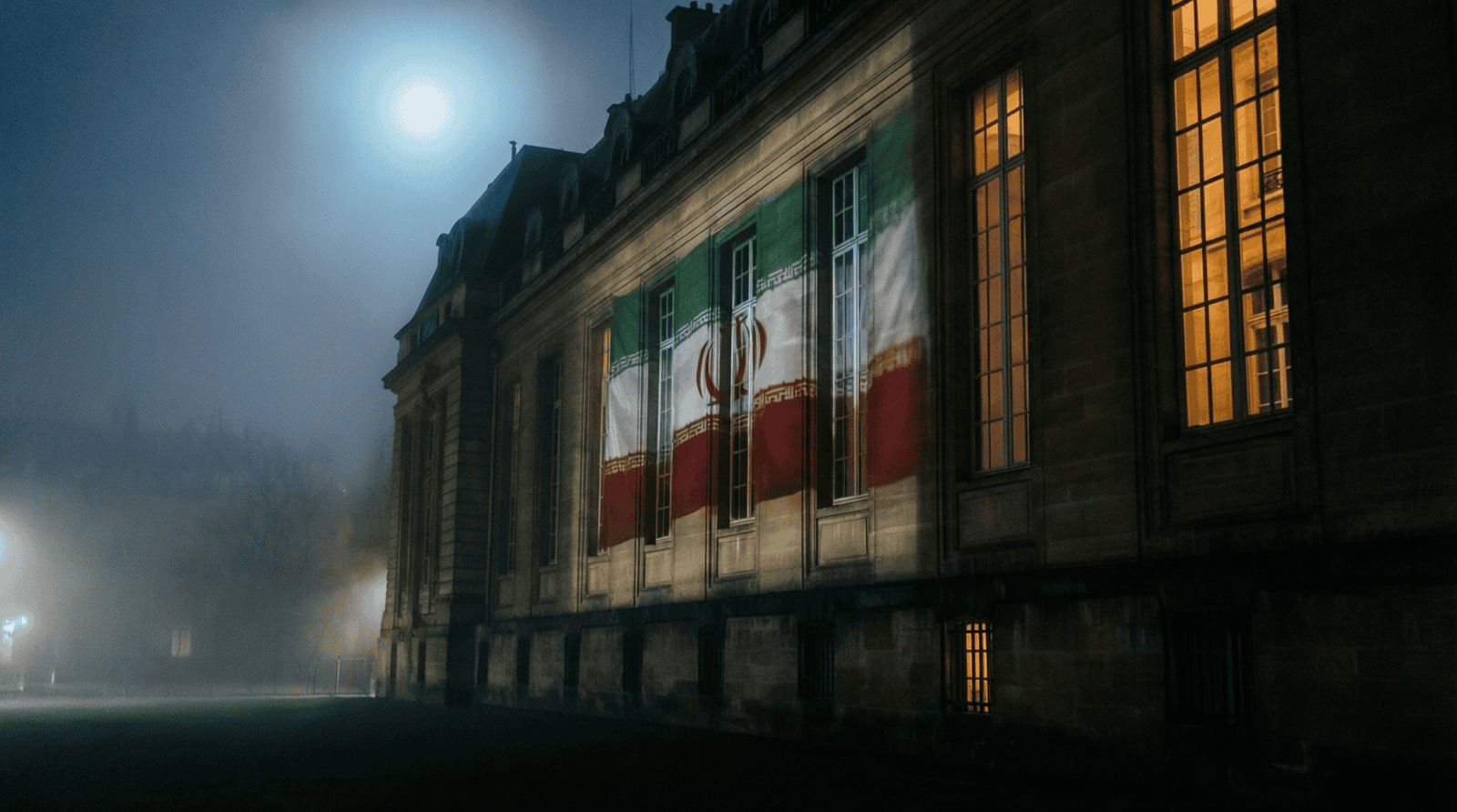 Iran-France : 43 ans d’attaques, 43 ans de communiqués